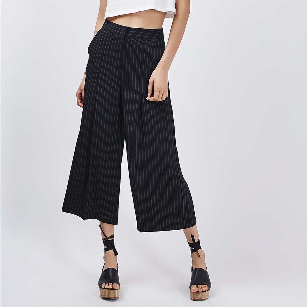 𝅺⭐️CHAPTER One Striped Wide Leg Cropped Trousers⭐️